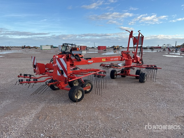 2011 Kuhn GA 6002 6 m Semi-Mount 2 Rotor Andaineur Hay Rake - גורף/ מגרפה: תמונה 3 2011 Kuhn GA 6002 6 m Semi-Mount 2 Rotor Andaineur Hay Rake - גורף/ מגרפה: תמונה 3