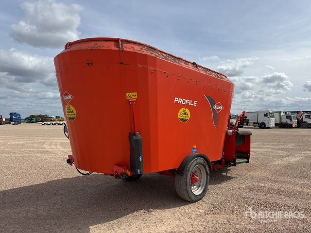 2011 Kuhn Profile 1880 Melangeuse Distributrice Livestock Feeder - עגלת מערבל מספוא: תמונה 4 2011 Kuhn Profile 1880 Melangeuse Distributrice Livestock Feeder - עגלת מערבל מספוא: תמונה 4