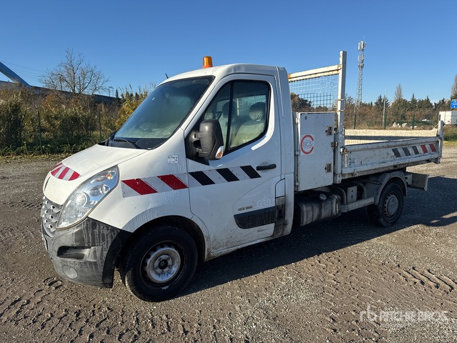 2012 Renault F3500 DCI125 4x2 Camion Benne (Inoperable) Dump Truck: Light Duty - מזהיר: תמונה 1 2012 Renault F3500 DCI125 4x2 Camion Benne (Inoperable) Dump Truck: Light Duty - מזהיר: תמונה 1