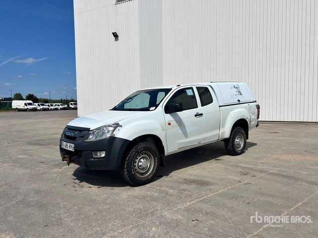 2014 Isuzu D-MAX 4x4 Crew Cab Pick-up Pickup - טנדר: תמונה 2 2014 Isuzu D-MAX 4x4 Crew Cab Pick-up Pickup - טנדר: תמונה 2