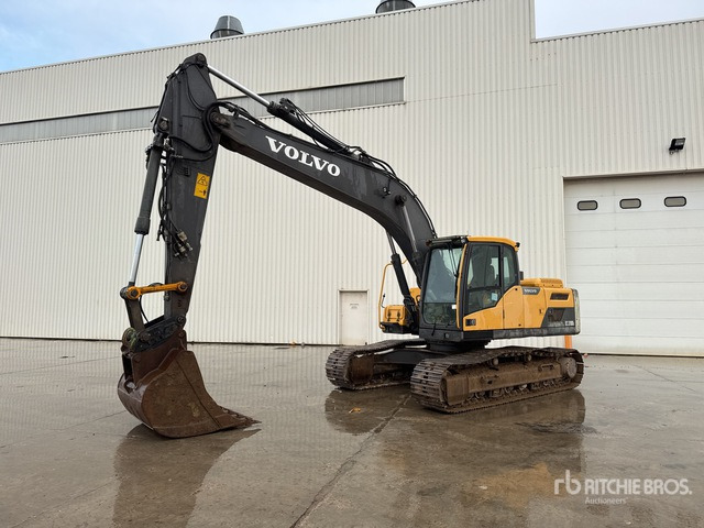 2014 Volvo EC220DL Pelle Sur Chenilles Tracked Excavator - מחפר סורק: תמונה 1 2014 Volvo EC220DL Pelle Sur Chenilles Tracked Excavator - מחפר סורק: תמונה 1