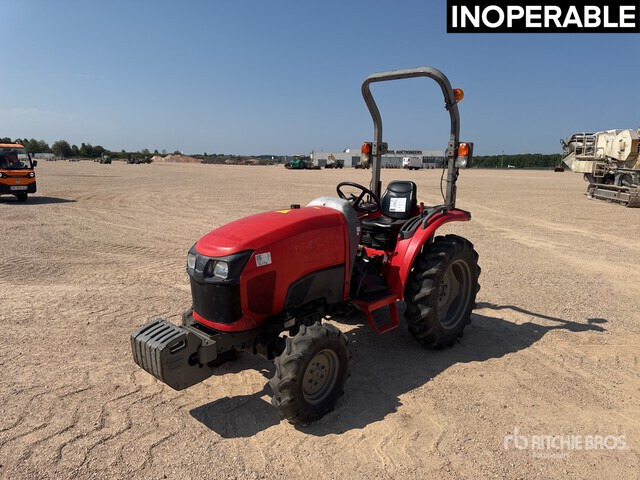2015 Kubota STW34R 4WD Tracteur Utilitaire (Inoper ... Utility Tractor - טרקטור קומפקטי: תמונה 1 2015 Kubota STW34R 4WD Tracteur Utilitaire (Inoper ... Utility Tractor - טרקטור קומפקטי: תמונה 1