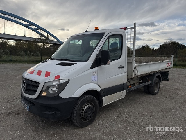 2016 Mercedes-Benz Sprinter 516 CDI 4x2 Camion Benne Dump Truck: Light Duty - מזהיר: תמונה 1 2016 Mercedes-Benz Sprinter 516 CDI 4x2 Camion Benne Dump Truck: Light Duty - מזהיר: תמונה 1