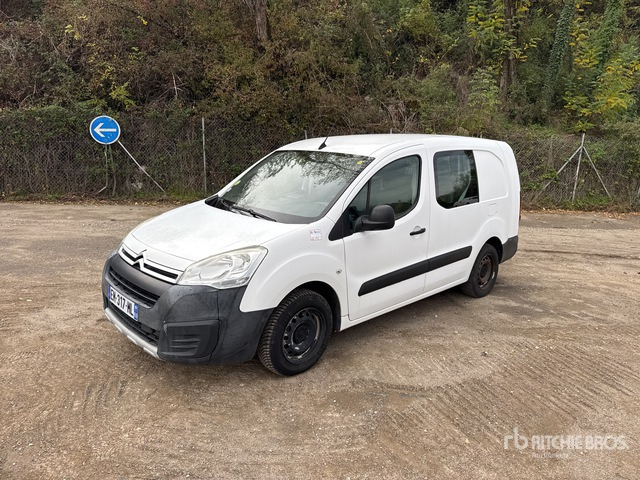 2017 Citroen Berlingo Vehicule Utilitaire Cargo Van - כלי רכב מסחרי: תמונה 2 2017 Citroen Berlingo Vehicule Utilitaire Cargo Van - כלי רכב מסחרי: תמונה 2