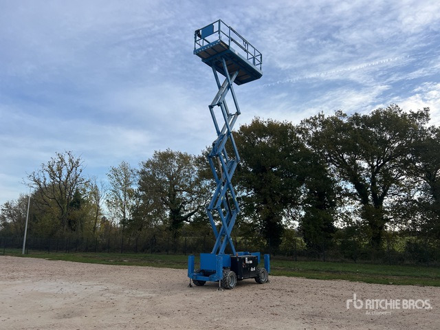 2017 Genie GS-3369RT 4x4 Diesel Nacelle Ciseau Scissor Lift - מעלית מספריים: תמונה 3 2017 Genie GS-3369RT 4x4 Diesel Nacelle Ciseau Scissor Lift - מעלית מספריים: תמונה 3