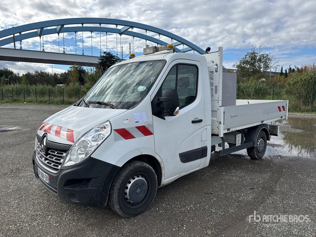2017 Renault Master Camion Plateau Flatbed Dump Truck: Light Duty - מזהיר: תמונה 2 2017 Renault Master Camion Plateau Flatbed Dump Truck: Light Duty - מזהיר: תמונה 2