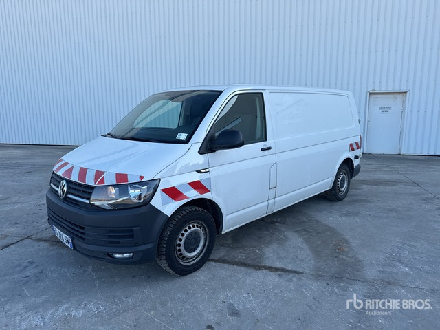 2017 Volkswagen Transporter TDI 4 Motion Vehicule Utilitaire Cargo Van - כלי רכב מסחרי קטן: תמונה 2 2017 Volkswagen Transporter TDI 4 Motion Vehicule Utilitaire Cargo Van - כלי רכב מסחרי קטן: תמונה 2