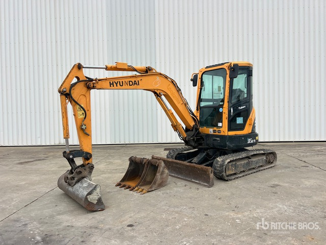 2018 Hyundai R35Z9 Mini-Pelle Mini Excavator: <6.6t - מיני מחפר: תמונה 2 2018 Hyundai R35Z9 Mini-Pelle Mini Excavator: <6.6t - מיני מחפר: תמונה 2