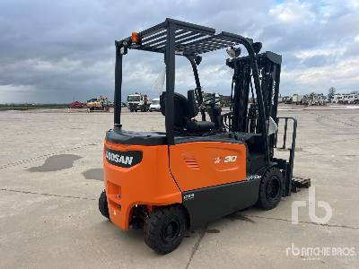 DOOSAN B30X-7 PLUS 3000 kg (Unused) - מלגזה חשמלית: תמונה 3 DOOSAN B30X-7 PLUS 3000 kg (Unused) - מלגזה חשמלית: תמונה 3