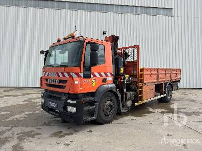IVECO STRALIS 310 2008 Fassi F130A21 Articulated ... - משאית צד נופל/ שטוחה, משאית מנוף: תמונה 1 IVECO STRALIS 310 2008 Fassi F130A21 Articulated ... - משאית צד נופל/ שטוחה, משאית מנוף: תמונה 1