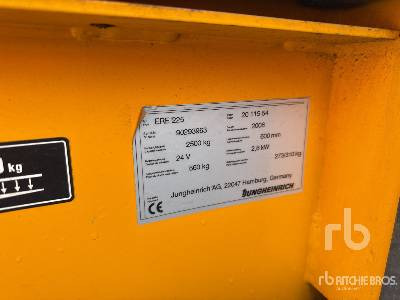 JUNGHEINRICH ERE225 2500 kg Electric Transpalette E ... - משאית משטחים: תמונה 5 JUNGHEINRICH ERE225 2500 kg Electric Transpalette E ... - משאית משטחים: תמונה 5