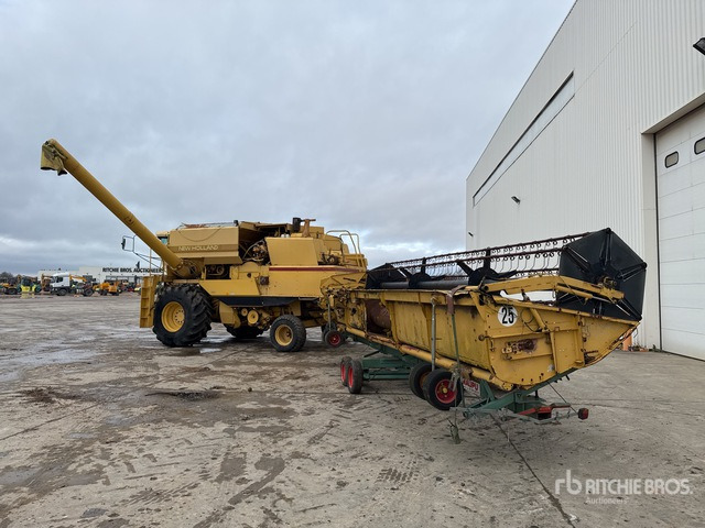New Holland TF46 Combine Harvester - מקצרת קומבינה: תמונה 2 New Holland TF46 Combine Harvester - מקצרת קומבינה: תמונה 2