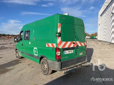 RENAULT MASTER DCI100 Vehicule Utilitaire - כלי רכב מסחרי עם לוח: תמונה 2 RENAULT MASTER DCI100 Vehicule Utilitaire - כלי רכב מסחרי עם לוח: תמונה 2