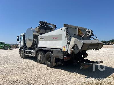 RENAULT PREMIUM 380.26 Secmair Chipsealer 60 on 6x4 Bi ... - מפיץ אספלט: תמונה 3 RENAULT PREMIUM 380.26 Secmair Chipsealer 60 on 6x4 Bi ... - מפיץ אספלט: תמונה 3