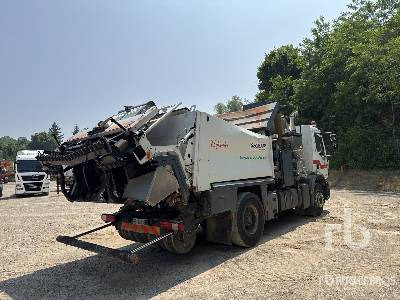 RENAULT PREMIUM LANDER 2011 Secmair Chipsealer 4000 L ... - מפיץ אספלט: תמונה 3 RENAULT PREMIUM LANDER 2011 Secmair Chipsealer 4000 L ... - מפיץ אספלט: תמונה 3
