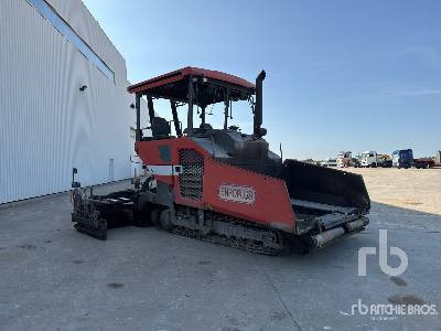 VOLVO P4820D T4 Track Finisseur - מרצף אספלט: תמונה 4 VOLVO P4820D T4 Track Finisseur - מרצף אספלט: תמונה 4