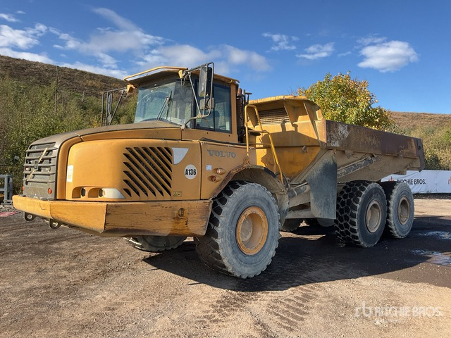 2004 Volvo A25D 6x6. Articulated Dump Truck - מסיר פסולת מפרקי: תמונה 1 2004 Volvo A25D 6x6. Articulated Dump Truck - מסיר פסולת מפרקי: תמונה 1