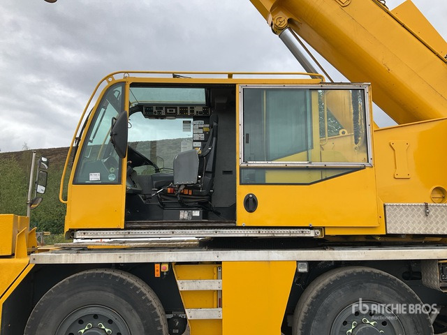 2005 Terex Demag AC55 55 ton 6x6x6 City Crane - מכסחת תבואה/ עשבים: תמונה 5 2005 Terex Demag AC55 55 ton 6x6x6 City Crane - מכסחת תבואה/ עשבים: תמונה 5