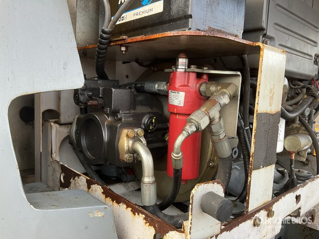 2008 Haulotte HA16PXNT 4WD Diesel Articulating Boom Lift - זרוע מרפקי: תמונה 5 2008 Haulotte HA16PXNT 4WD Diesel Articulating Boom Lift - זרוע מרפקי: תמונה 5