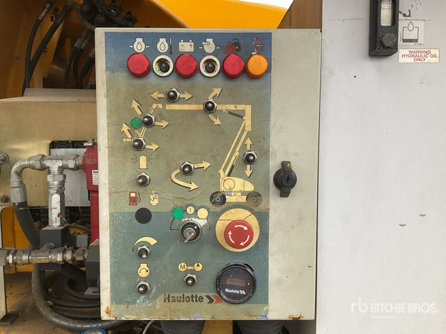 2008 Haulotte UHA20 4WD Diesel Articulating Boom Lift - זרוע מרפקי: תמונה 4 2008 Haulotte UHA20 4WD Diesel Articulating Boom Lift - זרוע מרפקי: תמונה 4