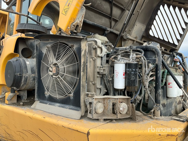2008 Volvo A25E Articulated Dump Truck - מסיר פסולת מפרקי: תמונה 5 2008 Volvo A25E Articulated Dump Truck - מסיר פסולת מפרקי: תמונה 5