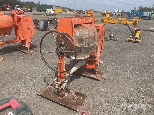 2009 Belle PM20 Portable Concrete Mixer - מערבל בטון: תמונה 1 2009 Belle PM20 Portable Concrete Mixer - מערבל בטון: תמונה 1