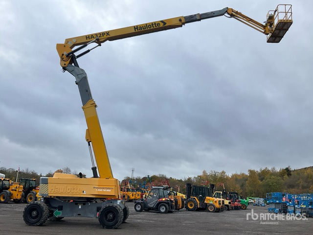 2009 Haulotte HA32PX 4WD Diesel Articulating Boom Lift - זרוע מרפקי: תמונה 1 2009 Haulotte HA32PX 4WD Diesel Articulating Boom Lift - זרוע מרפקי: תמונה 1