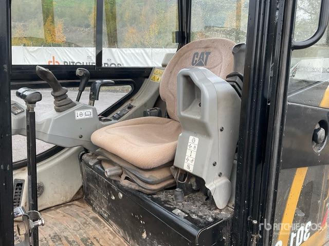 2011 Cat 301.8C Tracked Excavator - מחפר סורק: תמונה 5 2011 Cat 301.8C Tracked Excavator - מחפר סורק: תמונה 5
