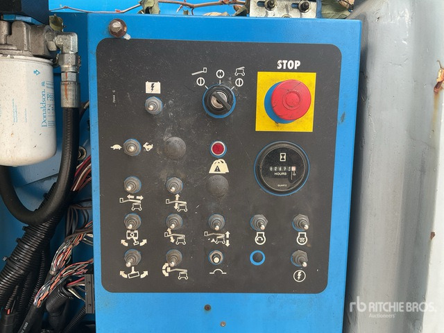 2011 Genie Z45/25J 2WD Hybrid Articulating Boom Lift - זרוע מרפקי: תמונה 5 2011 Genie Z45/25J 2WD Hybrid Articulating Boom Lift - זרוע מרפקי: תמונה 5