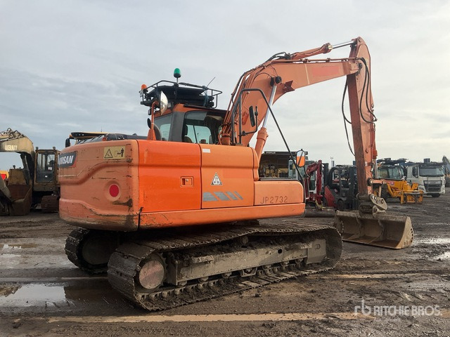 2012 Doosan DX140 LC Tracked Excavator - מחפר סורק: תמונה 3 2012 Doosan DX140 LC Tracked Excavator - מחפר סורק: תמונה 3