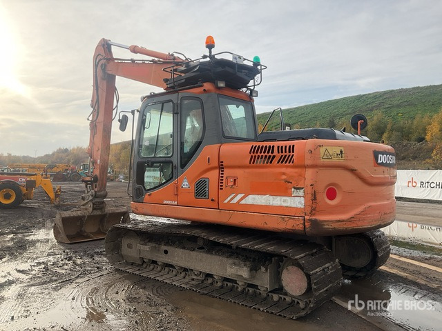 2012 Doosan DX140 LC Tracked Excavator - מחפר סורק: תמונה 4 2012 Doosan DX140 LC Tracked Excavator - מחפר סורק: תמונה 4