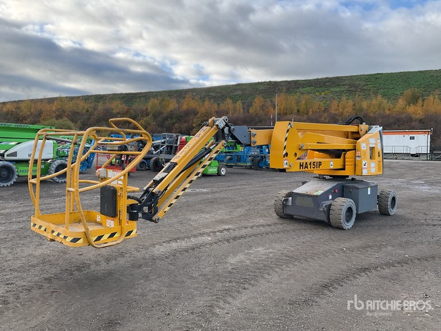 2012 Haulotte HA15IP 2WD Electric Articulating Boom Lift - זרוע מרפקי: תמונה 1 2012 Haulotte HA15IP 2WD Electric Articulating Boom Lift - זרוע מרפקי: תמונה 1