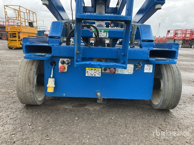 2012 Skyjack SJIII4632 Electric Scissor Lift - מעלית מספריים: תמונה 5 2012 Skyjack SJIII4632 Electric Scissor Lift - מעלית מספריים: תמונה 5