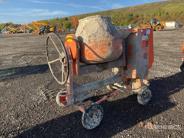 2013 Belle PM20 Portable Concrete Mixer - מערבל בטון: תמונה 1 2013 Belle PM20 Portable Concrete Mixer - מערבל בטון: תמונה 1