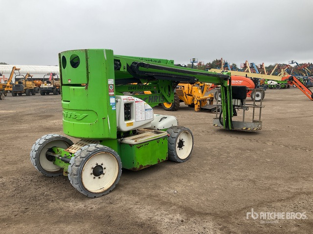2013 Nifty HR15N 2WD Hybrid (Inoperable) Articulating Boom Lift - זרוע מרפקי: תמונה 4 2013 Nifty HR15N 2WD Hybrid (Inoperable) Articulating Boom Lift - זרוע מרפקי: תמונה 4