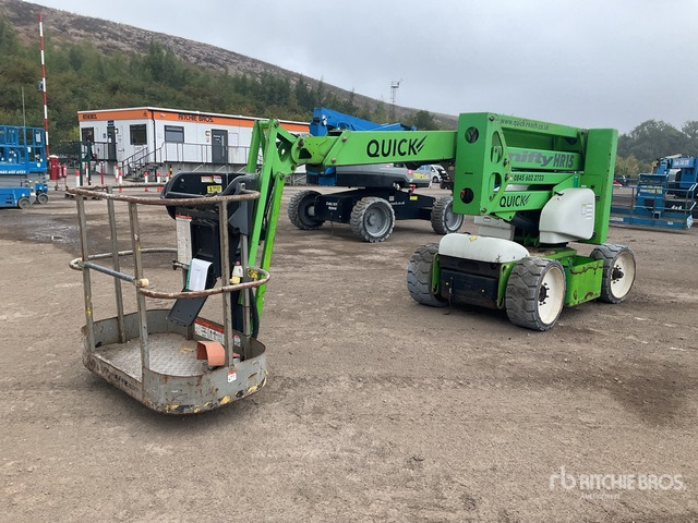2013 Nifty HR15N 2WD Hybrid (Inoperable) Articulating Boom Lift - זרוע מרפקי: תמונה 1 2013 Nifty HR15N 2WD Hybrid (Inoperable) Articulating Boom Lift - זרוע מרפקי: תמונה 1