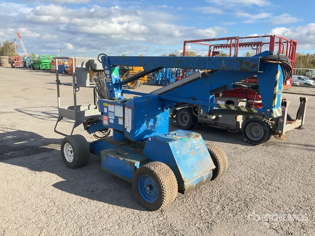 2013 Nifty-Lift HR12NDE 2WD Hybrid Articulating Boom Lift - זרוע מרפקי: תמונה 3 2013 Nifty-Lift HR12NDE 2WD Hybrid Articulating Boom Lift - זרוע מרפקי: תמונה 3