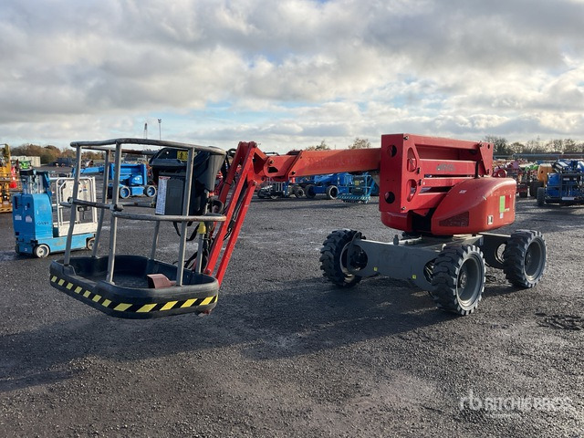 2013 Nifty-Lift HR15D 4WD Diesel Articulating Boom Lift - זרוע מרפקי: תמונה 4 2013 Nifty-Lift HR15D 4WD Diesel Articulating Boom Lift - זרוע מרפקי: תמונה 4