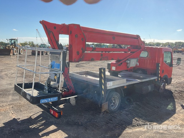 2013 Nissan Cabstar CTE ZED 21JH 4x2 20M Bucket Truck - מכונות אחרות: תמונה 3 2013 Nissan Cabstar CTE ZED 21JH 4x2 20M Bucket Truck - מכונות אחרות: תמונה 3