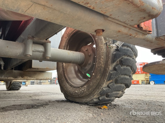 2013 Skyjack SJ9250 4x4 Diesel Scissor Lift - מעלית מספריים: תמונה 5 2013 Skyjack SJ9250 4x4 Diesel Scissor Lift - מעלית מספריים: תמונה 5