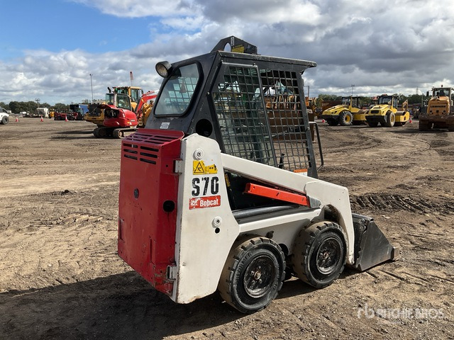 2014 Bobcat S70 Skid Steer Loader - מעמיס היגוי החלקה: תמונה 4 2014 Bobcat S70 Skid Steer Loader - מעמיס היגוי החלקה: תמונה 4