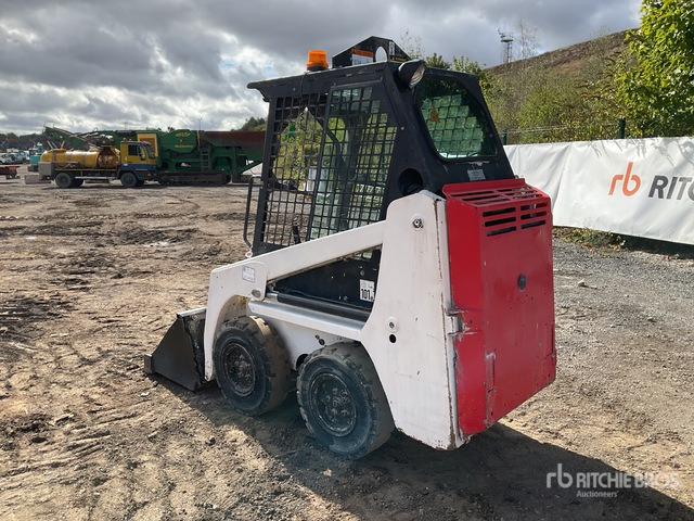 2014 Bobcat S70 Skid Steer Loader - מעמיס היגוי החלקה: תמונה 3 2014 Bobcat S70 Skid Steer Loader - מעמיס היגוי החלקה: תמונה 3