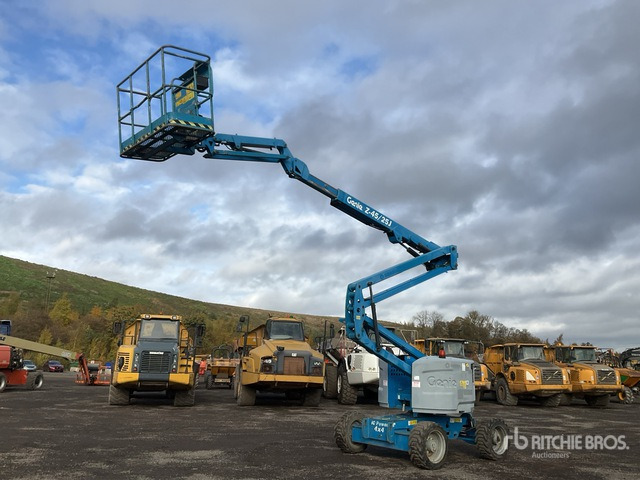 2014 Genie Z45/25 4WD Diesel Articulating Boom Lift - זרוע מרפקי: תמונה 1 2014 Genie Z45/25 4WD Diesel Articulating Boom Lift - זרוע מרפקי: תמונה 1