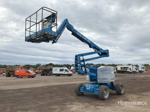 2014 Genie Z45/25J 4WD Diesel Articulating Boom Lift - זרוע מרפקי: תמונה 1 2014 Genie Z45/25J 4WD Diesel Articulating Boom Lift - זרוע מרפקי: תמונה 1