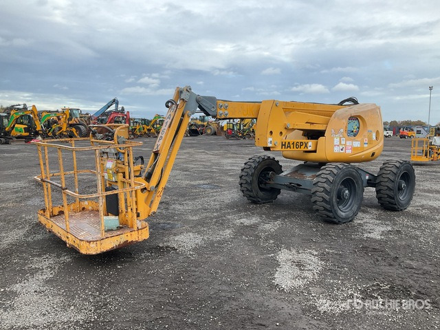 2014 Haulotte HA16PX 4WD Diesel Articulating Boom Lift - זרוע מרפקי: תמונה 4 2014 Haulotte HA16PX 4WD Diesel Articulating Boom Lift - זרוע מרפקי: תמונה 4