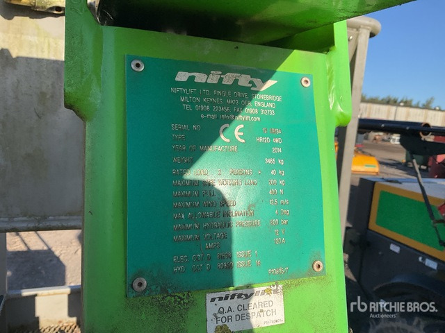 2014 Nifty-Lift HR12 Articulating Boom Lift - זרוע מרפקי: תמונה 2 2014 Nifty-Lift HR12 Articulating Boom Lift - זרוע מרפקי: תמונה 2