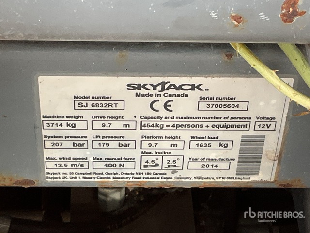 2014 Skyjack SJ6832RT 4x4 Diesel Scissor Lift - מעלית מספריים: תמונה 2 2014 Skyjack SJ6832RT 4x4 Diesel Scissor Lift - מעלית מספריים: תמונה 2