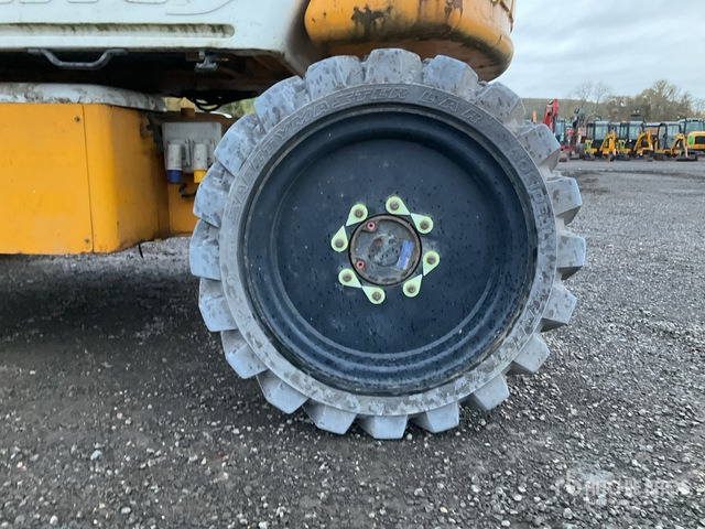 2015 Nifty-Lift HR21-141 4WD Hybrid Articulating Boom Lift - זרוע מרפקי: תמונה 5 2015 Nifty-Lift HR21-141 4WD Hybrid Articulating Boom Lift - זרוע מרפקי: תמונה 5