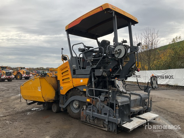 2015 Vogele Super 1303-3i Wheel Asphalt Paver - מרצף אספלט: תמונה 3 2015 Vogele Super 1303-3i Wheel Asphalt Paver - מרצף אספלט: תמונה 3