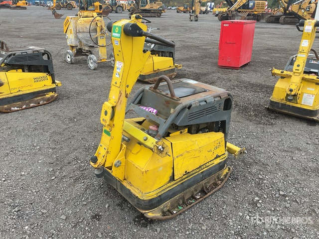 2015 Wacker Neuson Vibroplate DPU100-70 LES Vibratory Plate Compactor Vibratory Plate Compactor - לוח רטט: תמונה 4 2015 Wacker Neuson Vibroplate DPU100-70 LES Vibratory Plate Compactor Vibratory Plate Compactor - לוח רטט: תמונה 4
